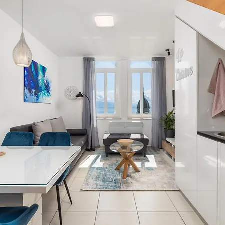 Apartment Blue Opatija